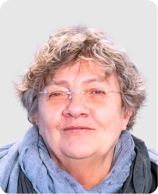 Camille <br> Peau<br> <span id="poste"> Chargée du suivi post E2C<span id="mail">c.peau@e2c-grandlille.fr</span>