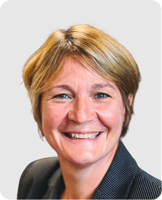 Laurence<br>Gris<br> <span id="poste"> Chargée de relations entreprises <span id="mail">l.gris@e2c-grandlille.fr</span>  