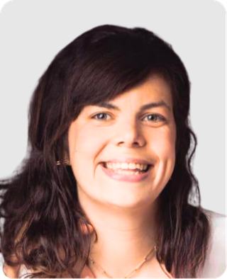 Coline <br> Spillemaecker<br> <span id="poste"> Chargée de développement <br>Mécénat et Partenariats <br>Entreprises<span id="mail">c.spillemaecker@e2c-grandlille.fr </span>  