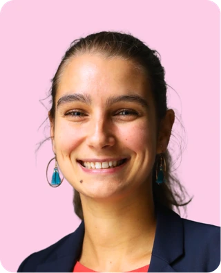 Victoire <br> Andrieux<br> <span id="poste">Responsable Mécénat<br>
& Financements Privés<span id="mail">v.andrieux@e2c-grandlille.fr </span>