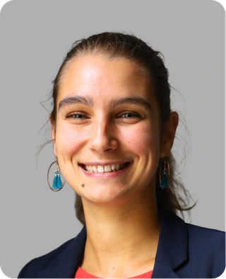 Victoire <br> Andrieux<br> <span id="poste">Responsable Mécénat<br>
& Financements Privés<span id="mail">v.andrieux@e2c-grandlille.fr </span>